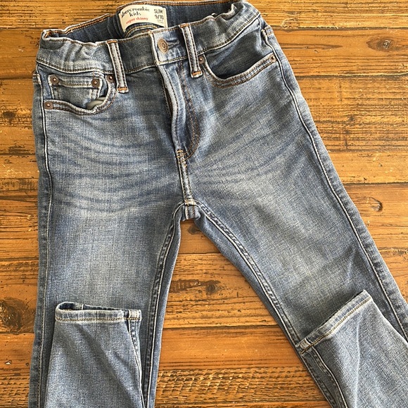 Abercrombie Jeans - Picture 2 of 7